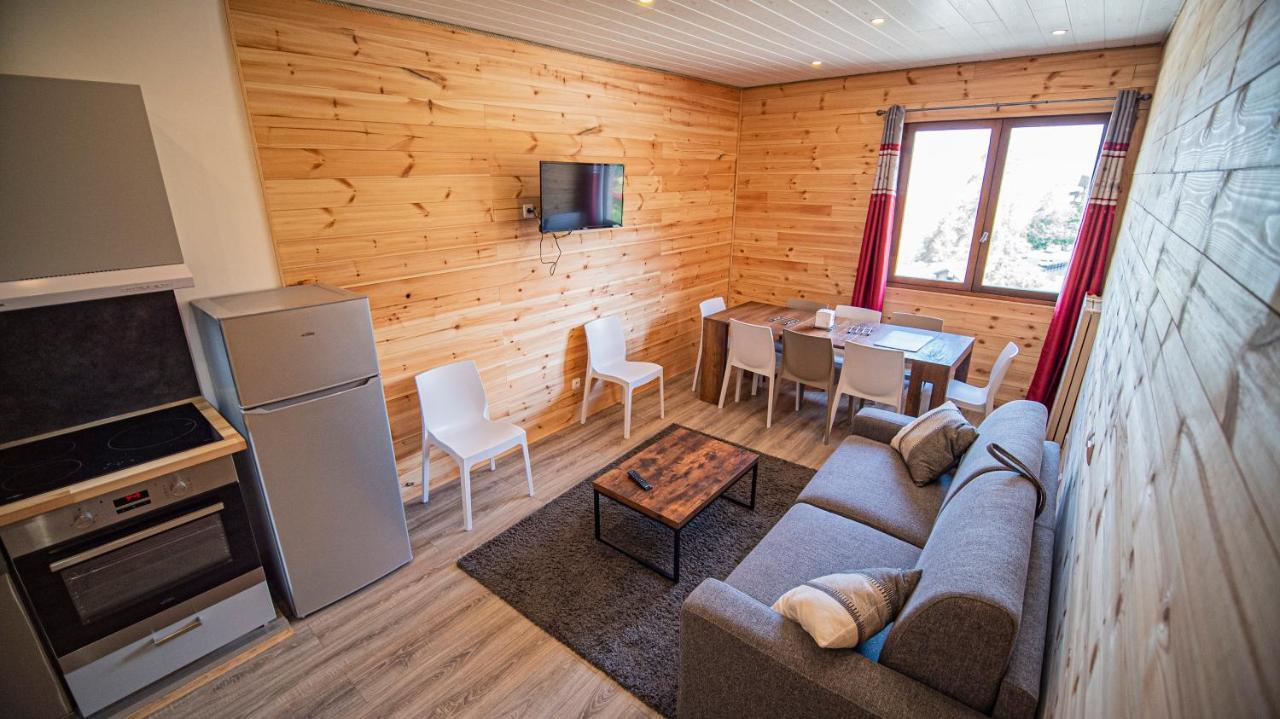 Le 1650 By Infini Mountain Aparthotel Les Orres Luaran gambar